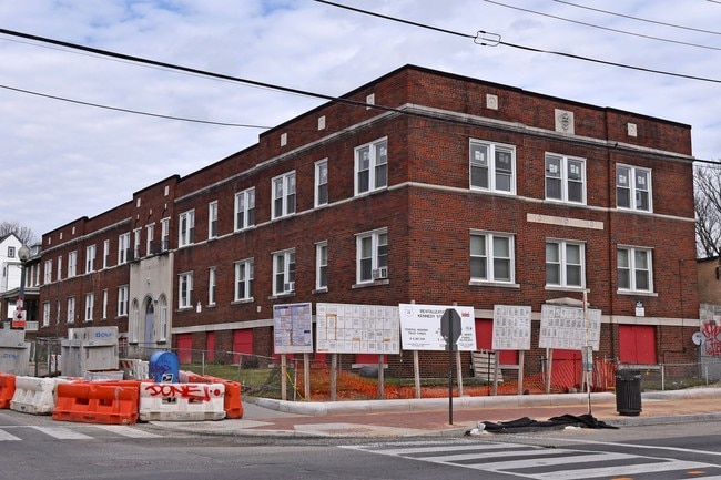 Building Photo - 839 Kennedy St NW