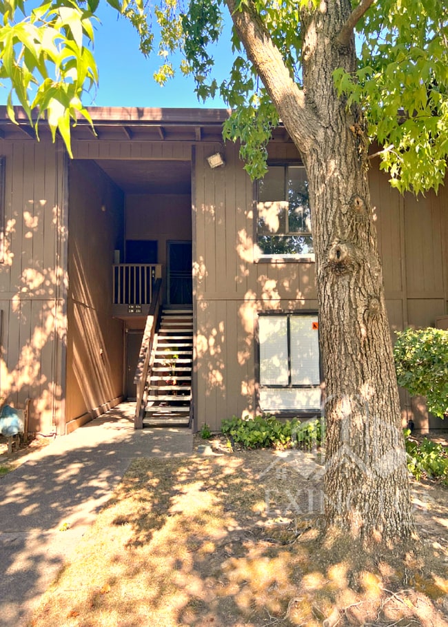 Photo - 2420 Larkspur Ln Unidad 224