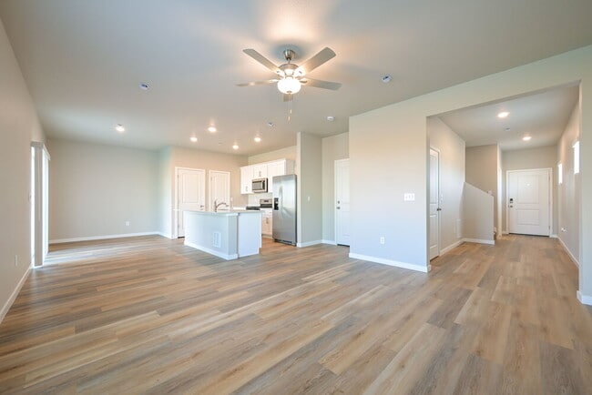 7302 Rio Grande Ave