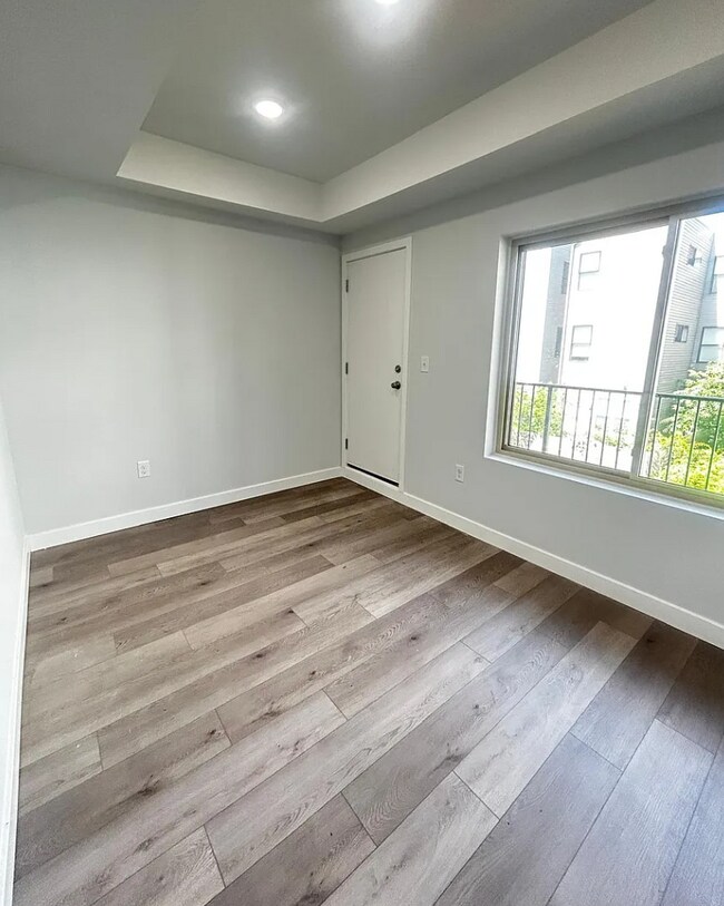 Photo - 2212 N Marshall St Unit 2