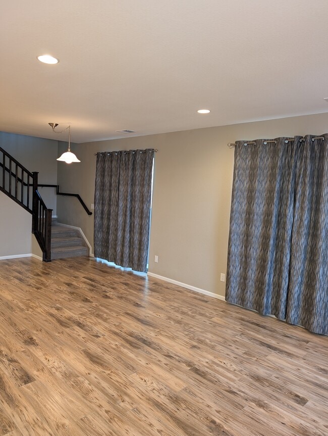 Photo - 6959 Joyce Ln