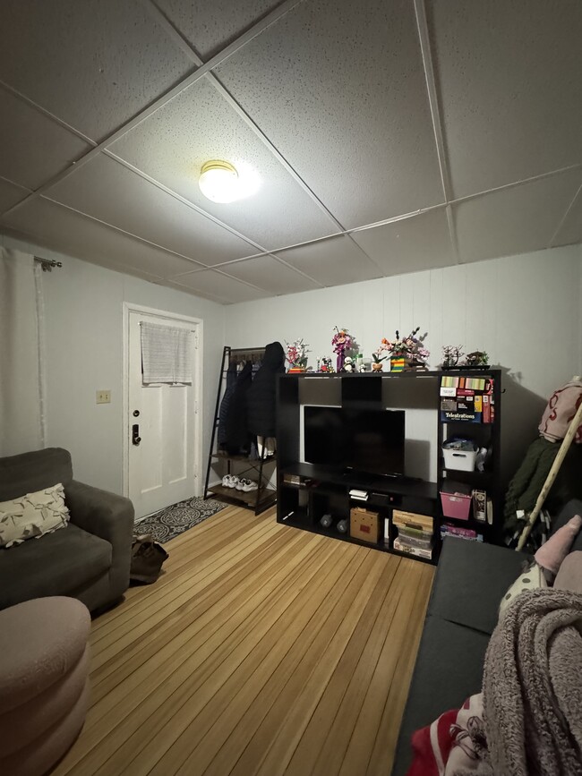 Photo - 200 E 9th St Unidad 200 E 9th St