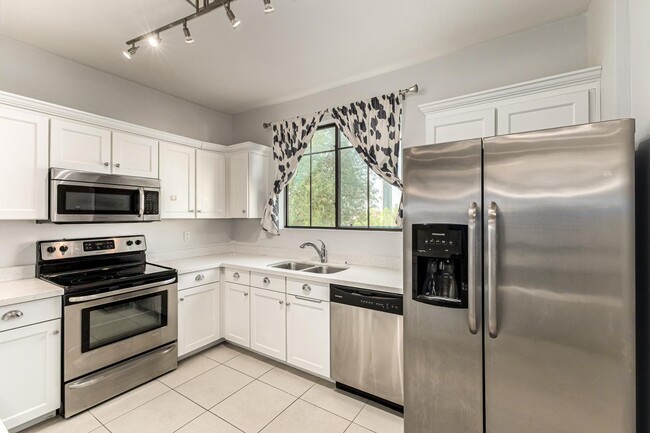 Photo - 2315 N 52nd St Unit 110