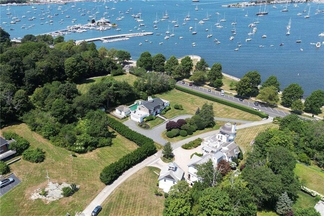 Building Photo - 1 Harbor View Dr Rental
