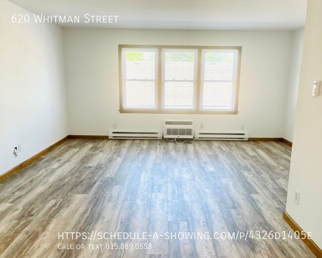 Photo - 620 Whitman St