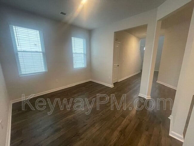 Photo - 1413 Deer Hollow Run