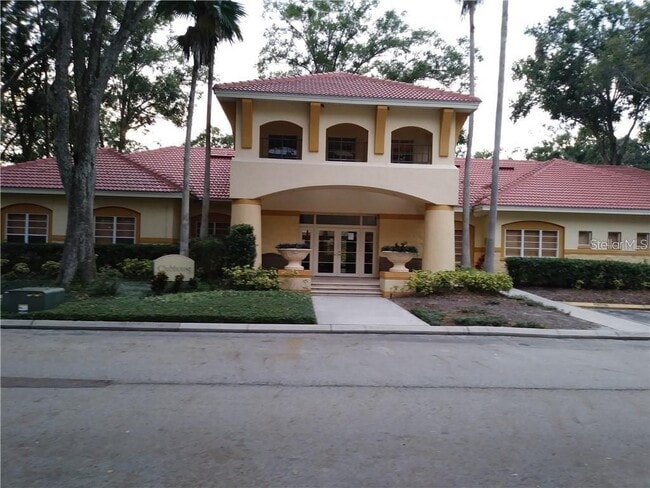 Photo - 5620 Pinnacle Heights Cir Unit 305