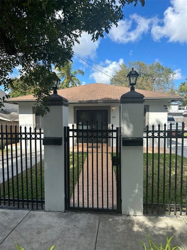 Photo - 1161 NW 28th St Townhome