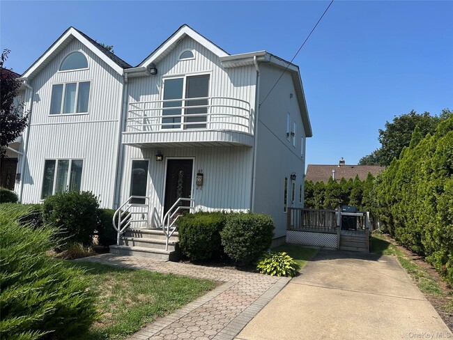 Building Photo - 27 Kaywood Rd Rental