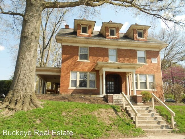 7 br, 3 bath House - 1852 Indianola Ave. - 7 br, 3 bath House - 1852 Indianola Ave.