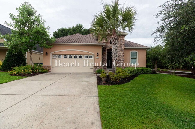 Building Photo - Fully Furnished Corner Lot with Screened Patio