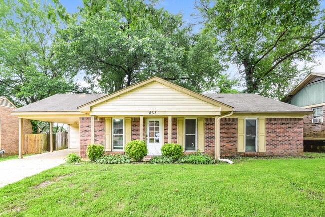 Building Photo - 863 Hackberry Dr