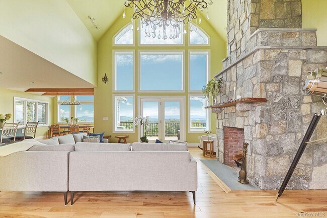 Photo - 21 Contentment Ln