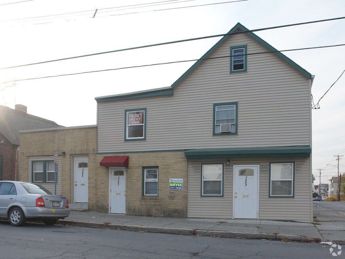 Photo - 2257 15th St