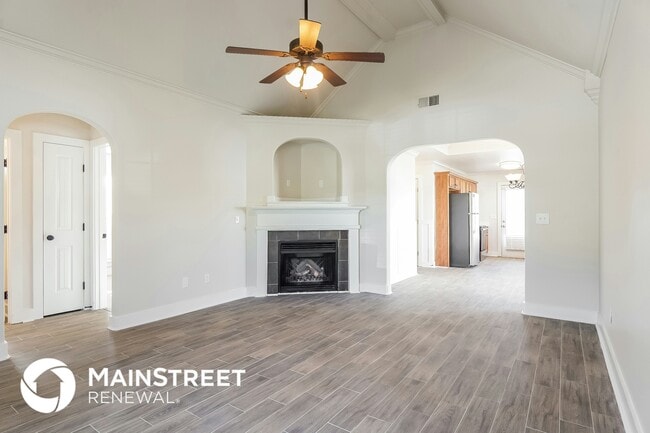 Photo - 211 Moss Stone Ln