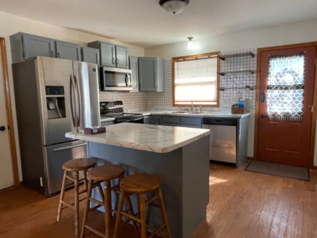 Photo - 1610 N Hume Ave