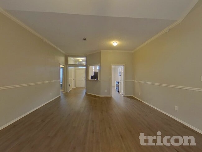 Photo - 229 Willow Creek Dr