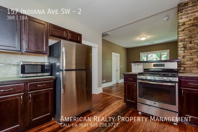 Photo - 157 Indiana Ave SW Unit 2