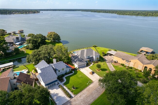 Photo - 8311 Amber Cove Dr