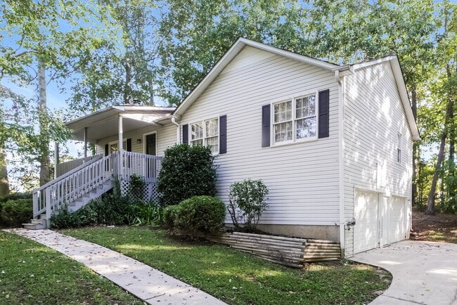 286 Sweetwater Cir