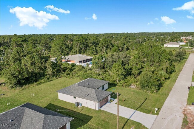 Photo - 3007 53rd St W