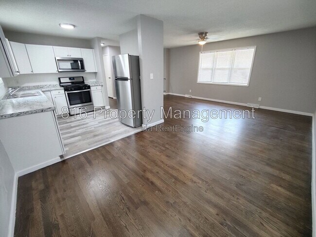 Photo - 7941 NE San Rafael Dr