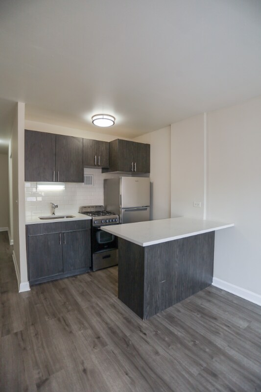 Photo - 5841 N Winthrop Ave Unit 311