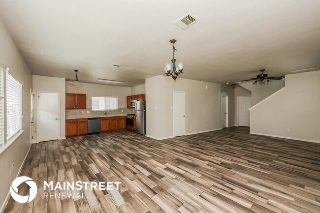 Photo - 6127 Settlers Lake Cir E