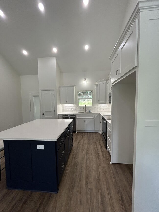 Photo - 226 Scenic Dr