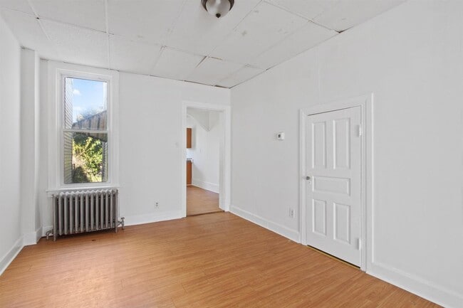 Photo - Spacious 5 Bedroom, 1 Bath Home!