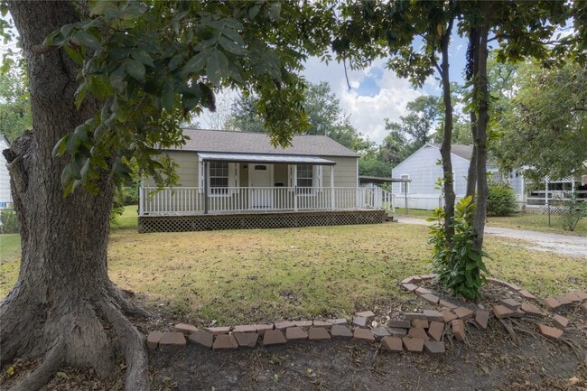 Photo - 6714 Dillon St