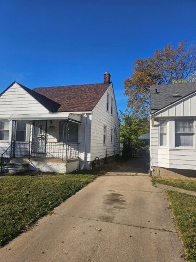 Photo - 13831 Carlisle Dr