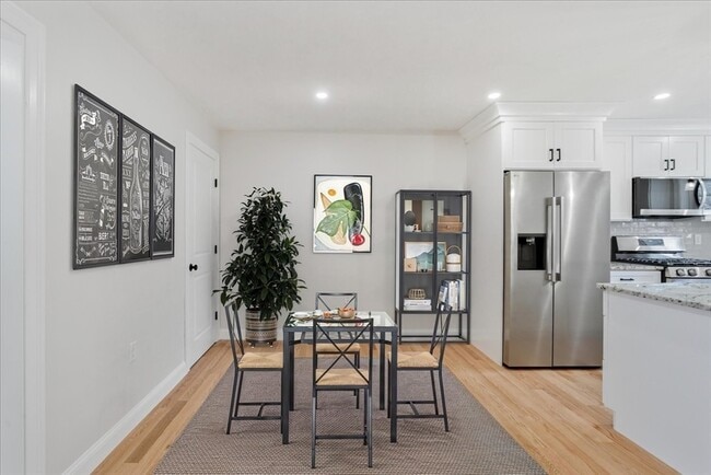 Photo - 513 Mendon Rd