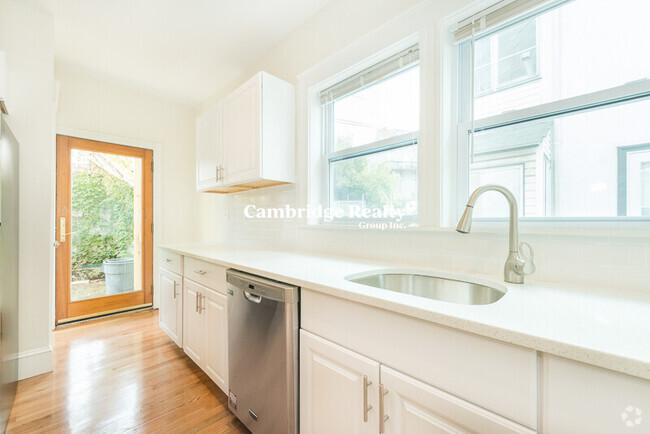 Building Photo - 299 Alewife Brook Pky Unit 2 Rental