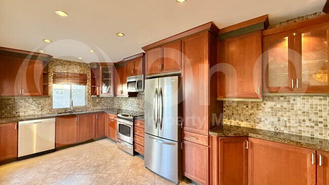 Building Photo - 8738 E Via De La Luna