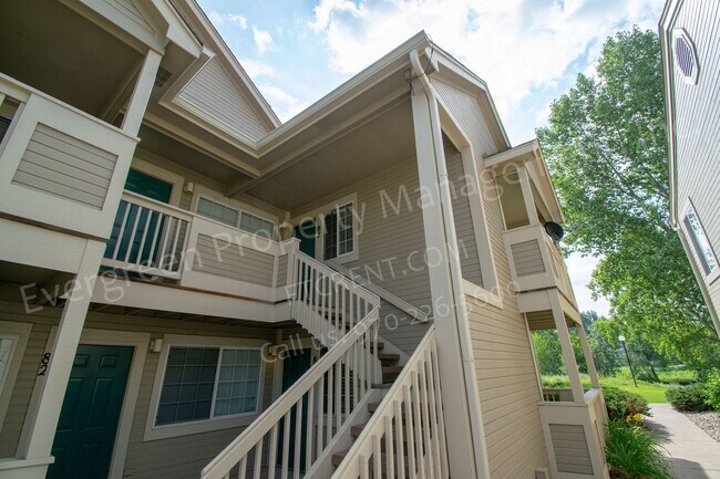 Photo - 2 Bedroom Condo Near Campus West!