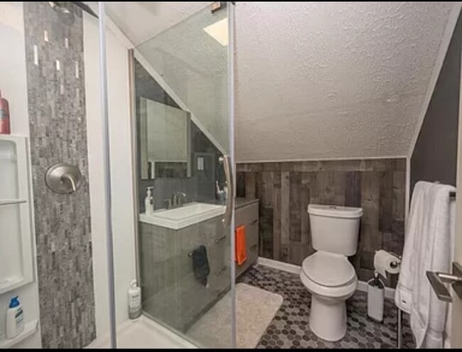 Photo - 3469 Bessie St Unit B