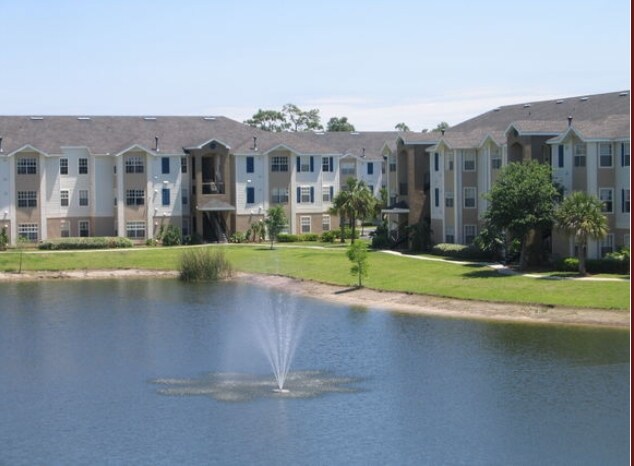 Photo - Waterford Pointe Apartments