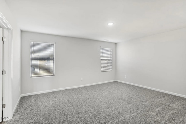 Building Photo - one year old 5b3b 2937sqft SFH for rent