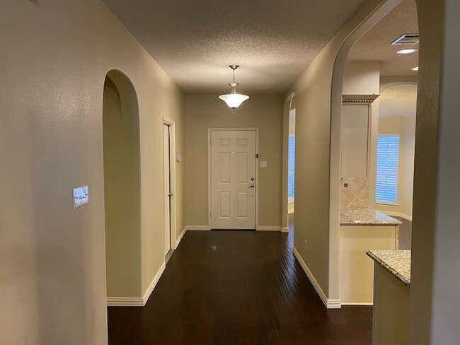 Photo - 9909 Carter Dr
