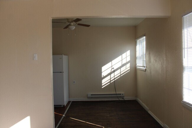 Photo - Close to Tinker * Promo First Full Month Free!