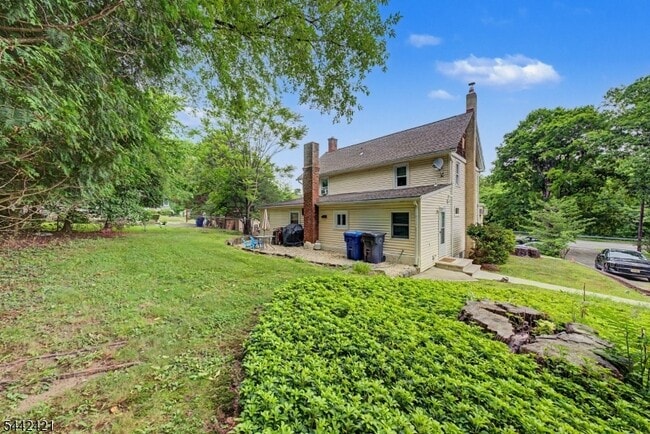 Photo - 242 W Hanover Ave
