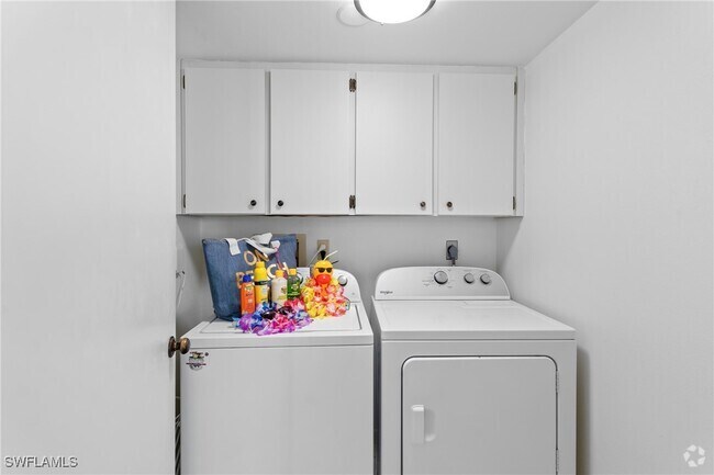 Building Photo - 394 Estero Blvd Unit 604 Rental