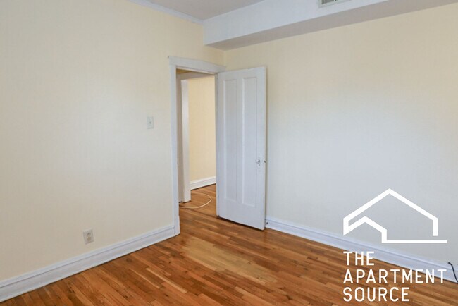 Photo - 3525 N Broadway St