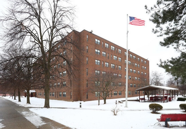 Photo - Chancellor Apartments