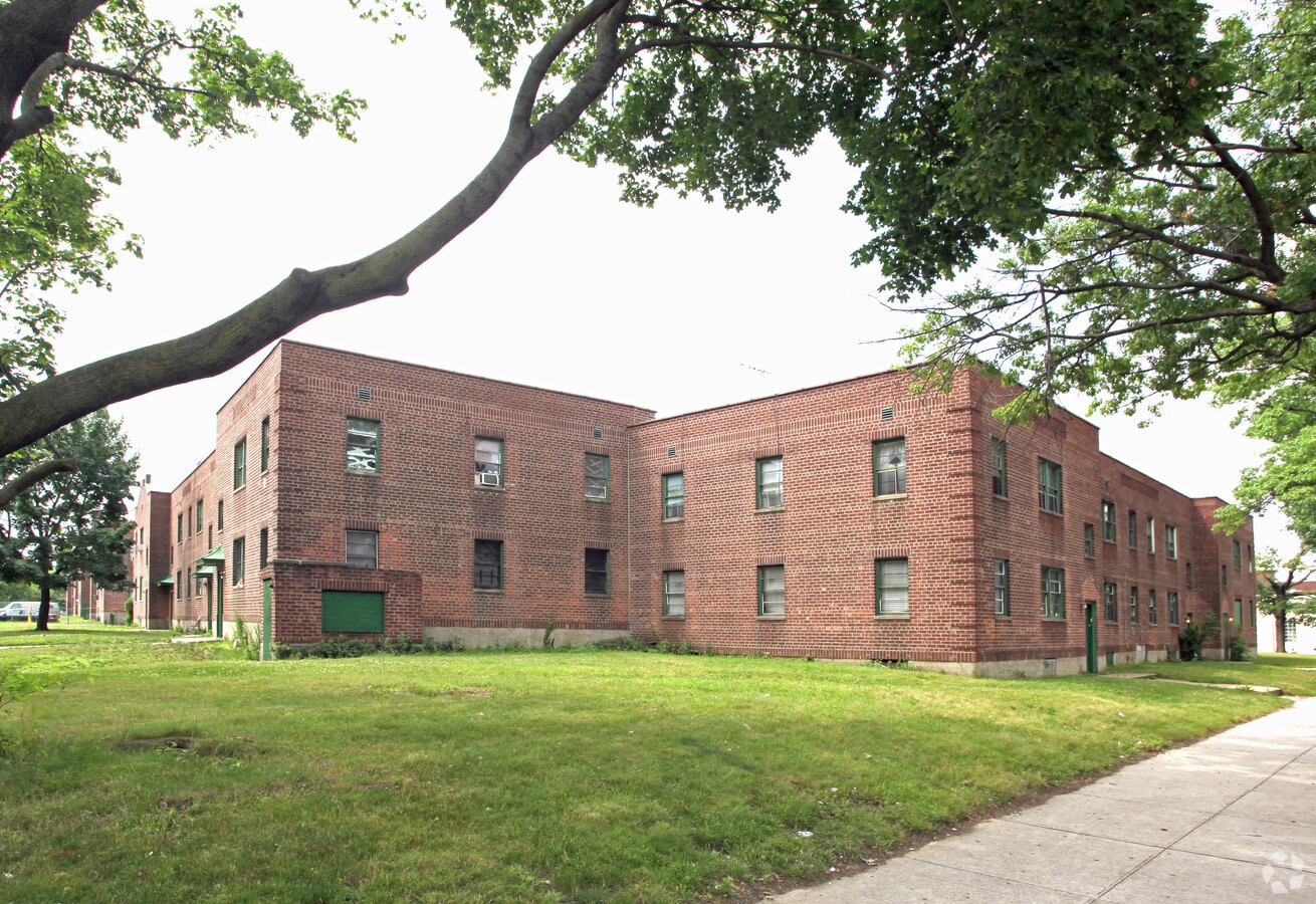 Photo - Arlington Village Apartments