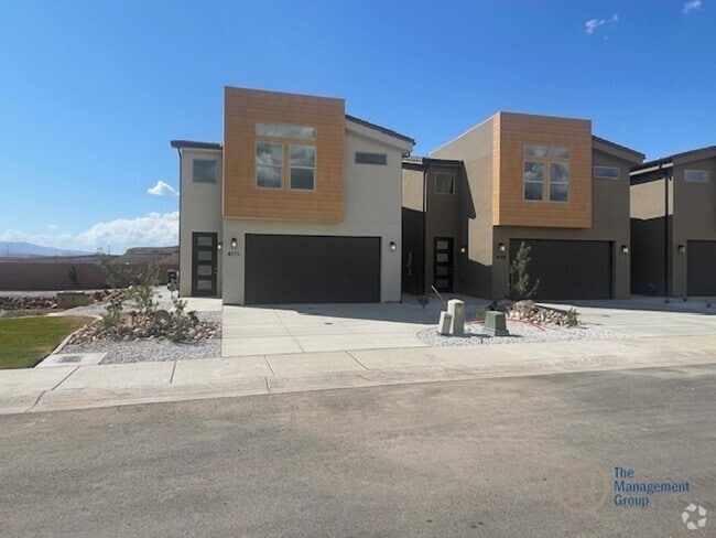 Building Photo - Brand New Desert Providence Rental