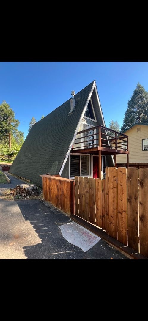 Photo - 20150 Manzanita St