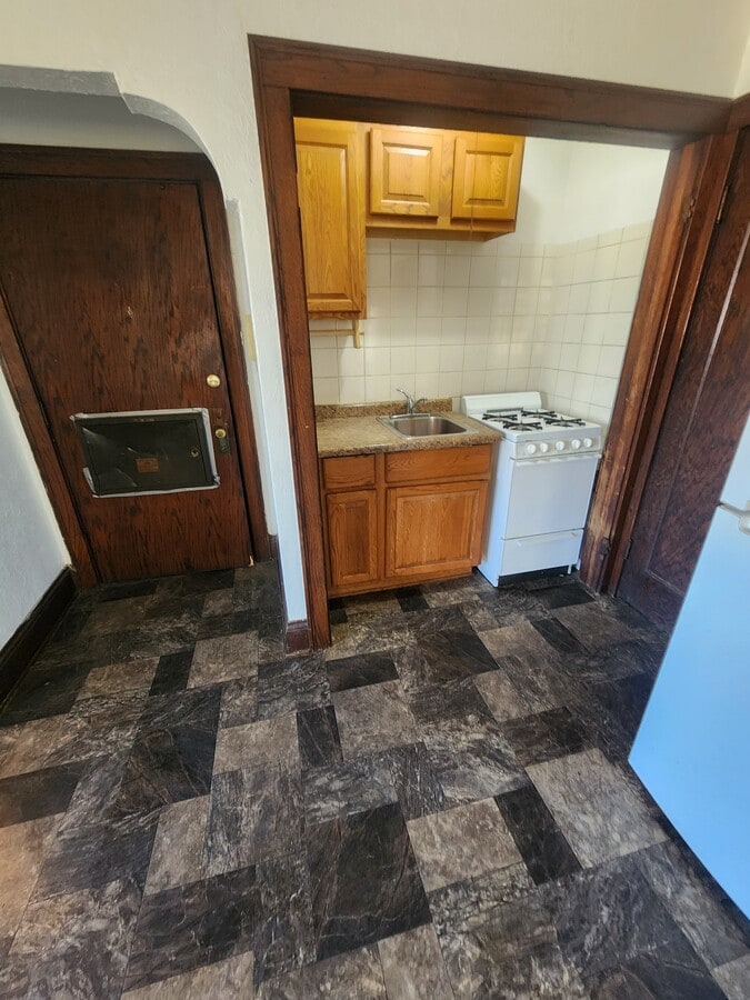 Photo - 5310 Unit 10
