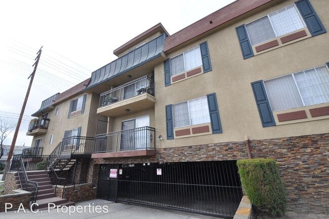 2 br, 2 bath Apartment - 6401 Riverton Ave... - 2 br, 2 bath Apartment - 6401 Riverton Ave...